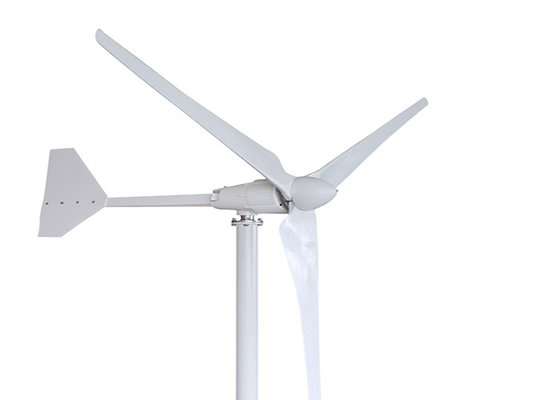 Grid - Tie 3 Blades HAWT Solar Wind Hybrid Power System With Three Years Warranty